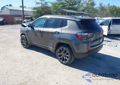 2021 Jeep Compass 80Th Anniversary 4X4 z USA, uszkodzony, nr VIN 3C4NJDEB6MT513539